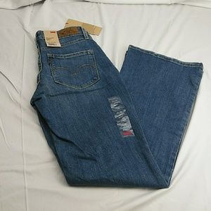 Levi's bold curve classic rose bootcut 2s/26